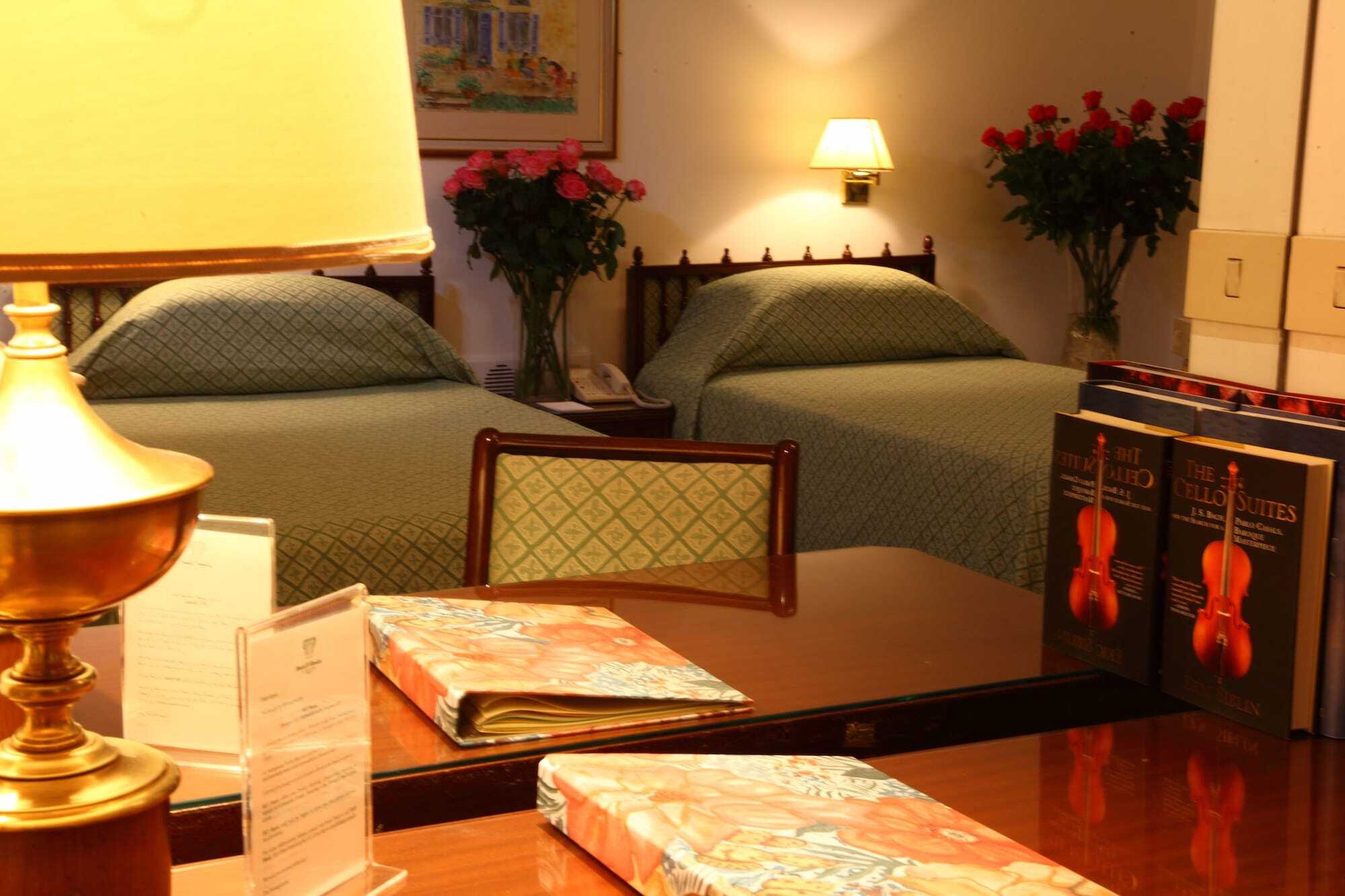 Beit Mery Hotel Al Bustan מראה חיצוני תמונה