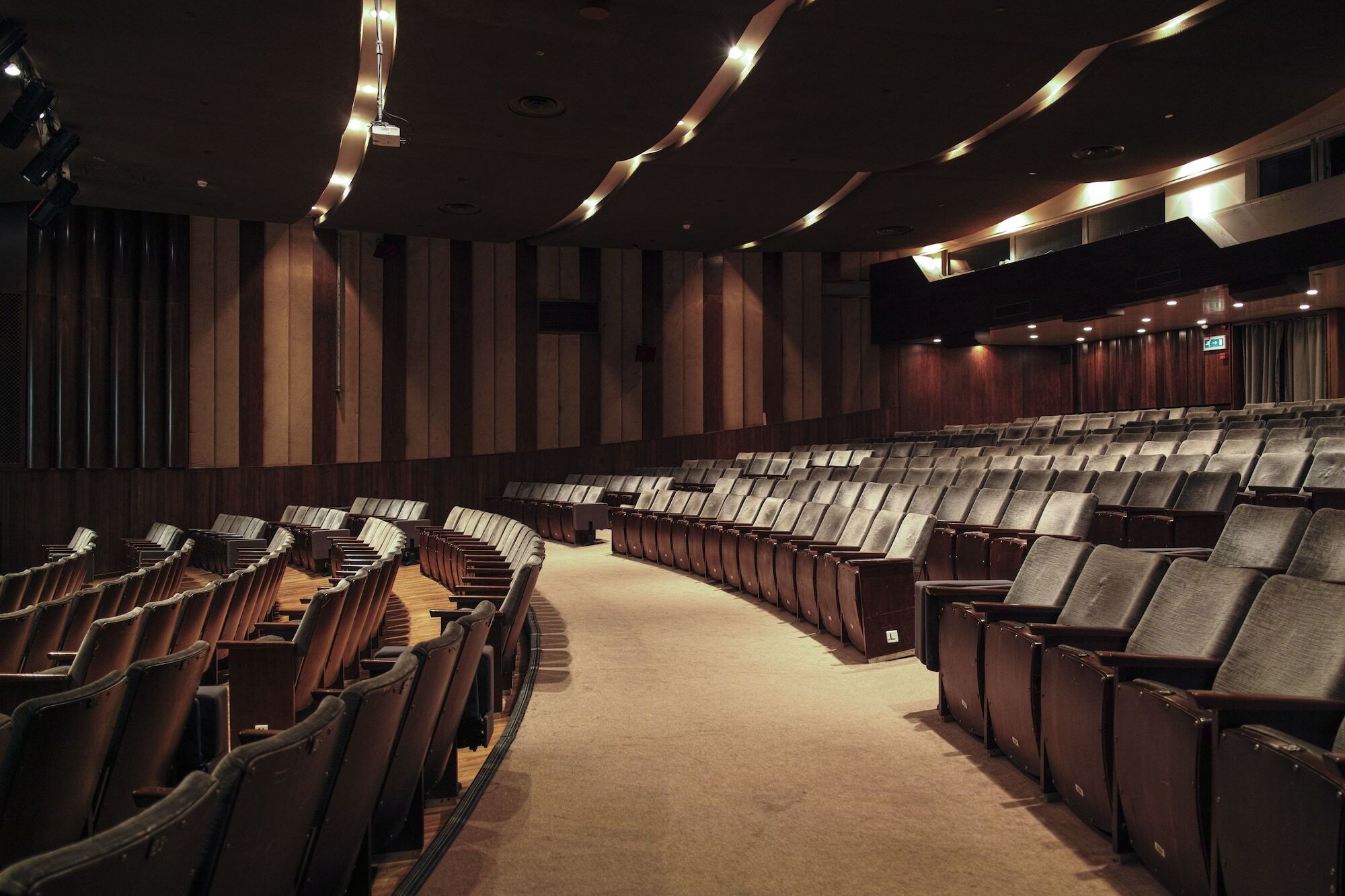 Beit Mery Hotel Al Bustan מראה חיצוני תמונה